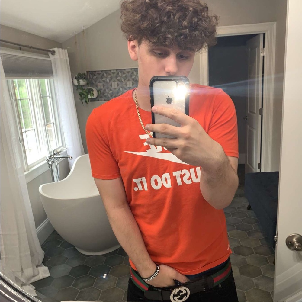 Meet your Posher, Colby